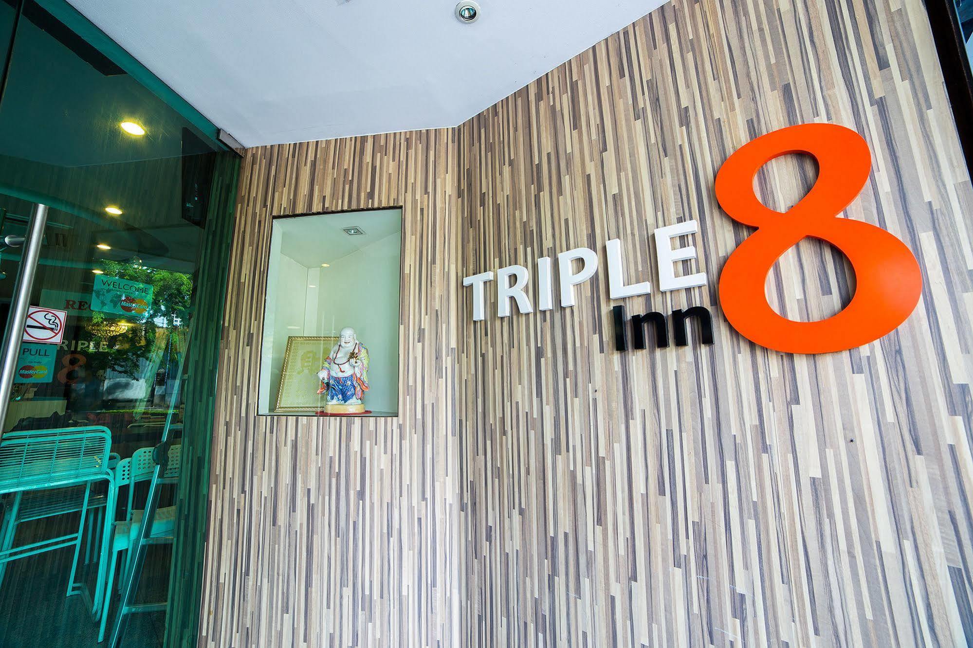 Triple 8 Inn Bangkok Eksteriør billede