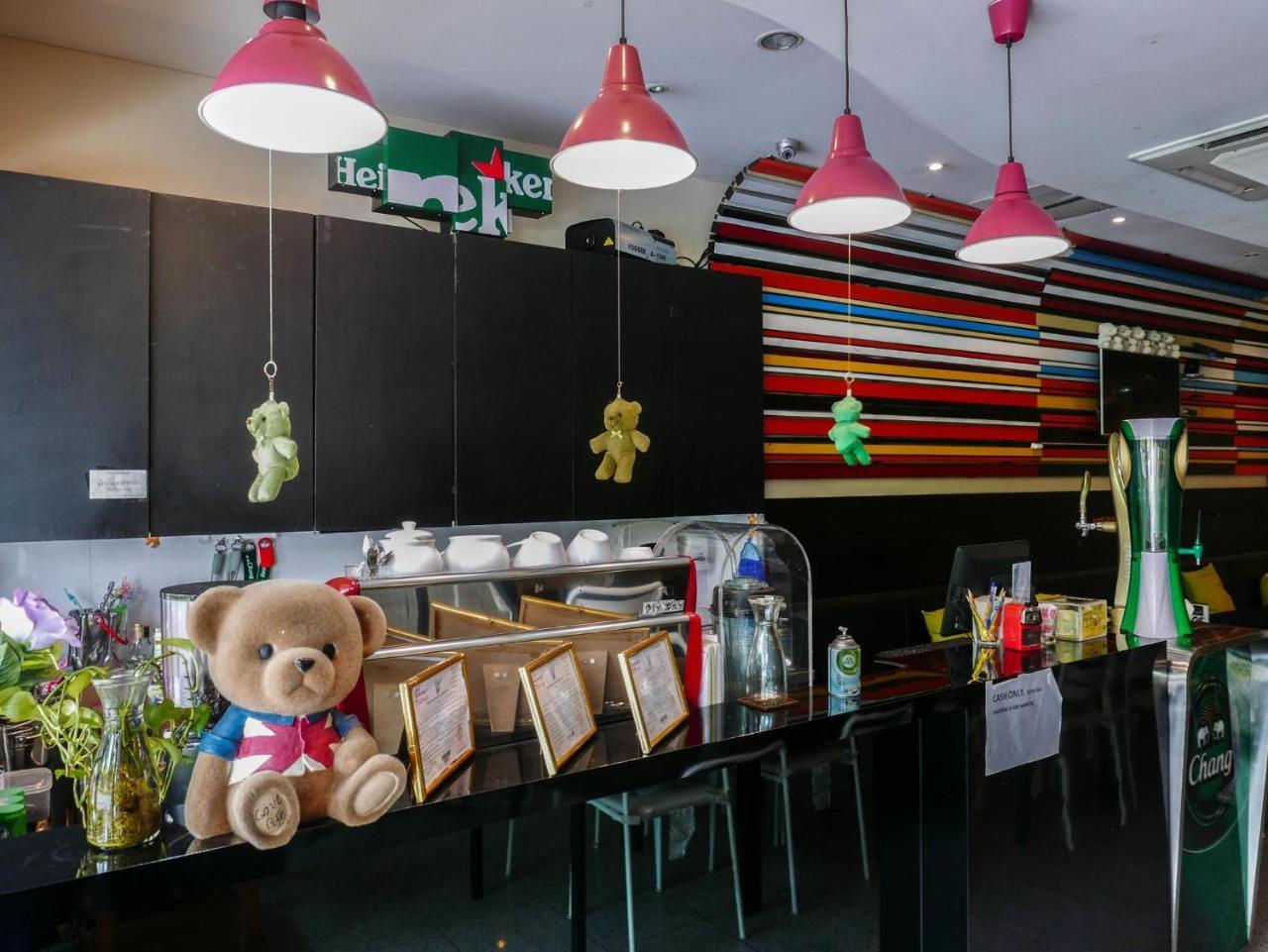 Triple 8 Inn Bangkok Eksteriør billede